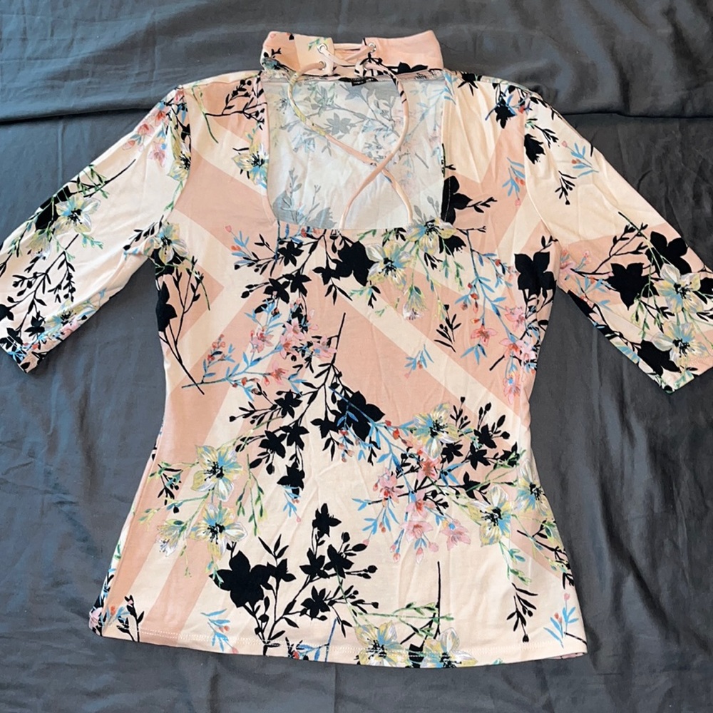 GUESS size small light pink with navy blue